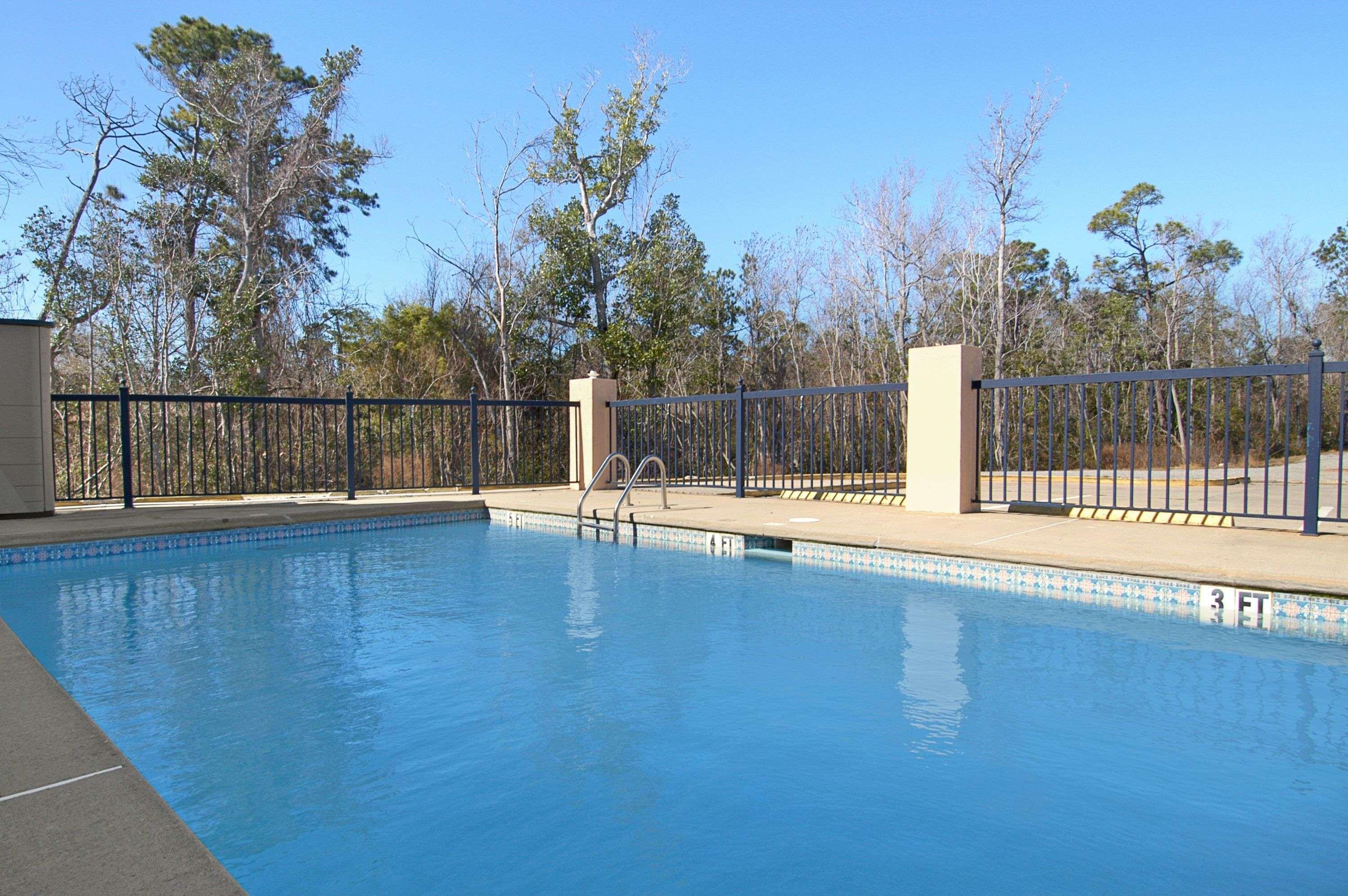 Days Inn By Wyndham Ocean Springs Εξωτερικό φωτογραφία