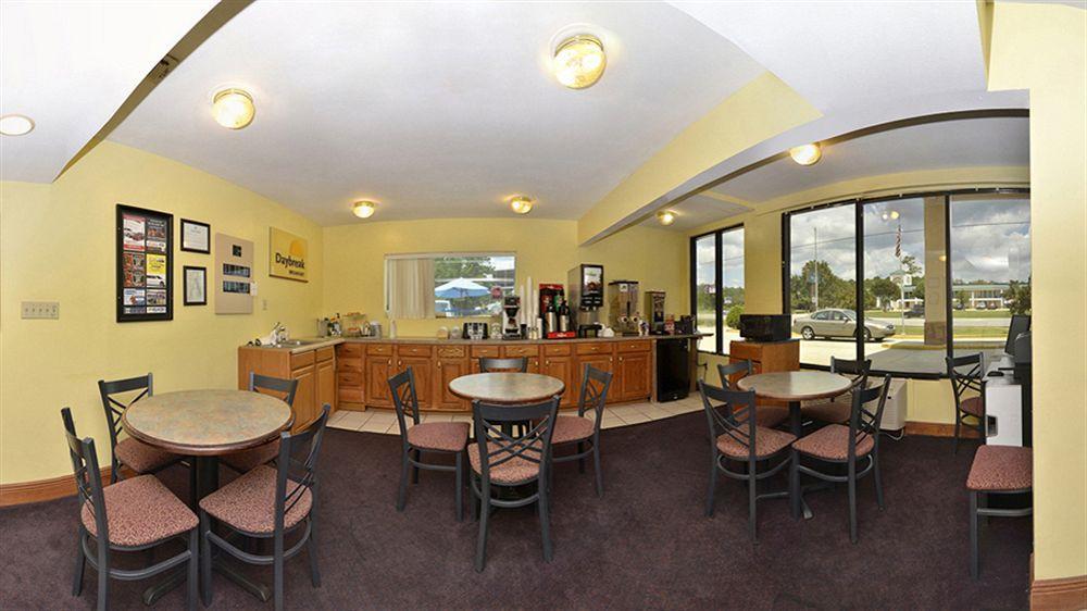 Days Inn By Wyndham Ocean Springs Εξωτερικό φωτογραφία